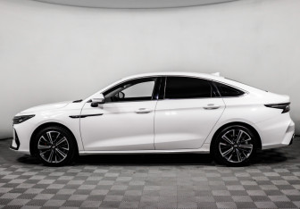 Подержанный автомобиль Chery Arrizo 8 2023 года (8 фото)