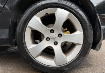 Подержанный автомобиль Peugeot 308 Hatchback 2010 года (9 фото)