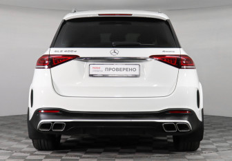 Подержанный автомобиль Mercedes-Benz GLE 2020 года (6 фото)