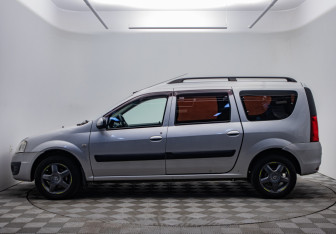 Подержанный автомобиль LADA (ВАЗ) Largus Wagon 2013 года (2 фото)