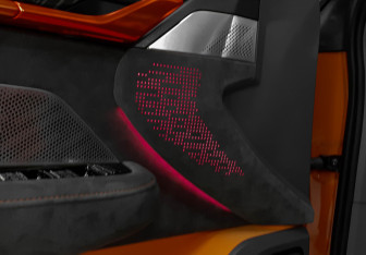 Подержанный автомобиль Zeekr 001 2023 года (23 фото)