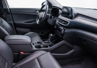Подержанный автомобиль Hyundai Tucson 2020 года (10 фото)