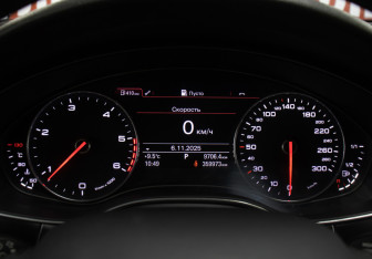 Подержанный автомобиль Audi A6 Sedan 2011 года (11 фото)