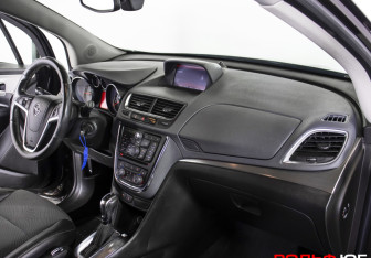 Подержанный автомобиль Opel Mokka 2013 года (13 фото)