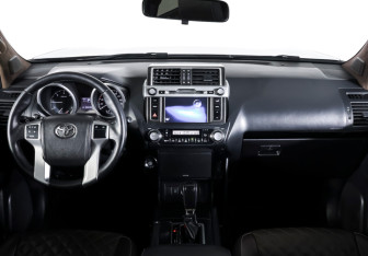 Подержанный автомобиль Toyota Land Cruiser Prado 2016 года (13 фото)