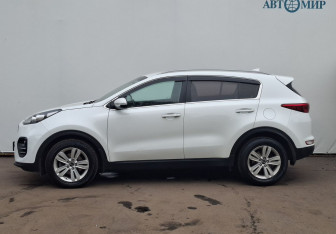 Подержанный автомобиль Kia Sportage 2016 года (8 фото)