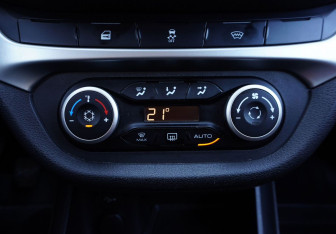 Подержанный автомобиль LADA (ВАЗ) Vesta Wagon 2017 года (19 фото)