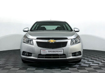 Подержанный автомобиль Chevrolet Cruze Sedan 2010 года (2 фото)