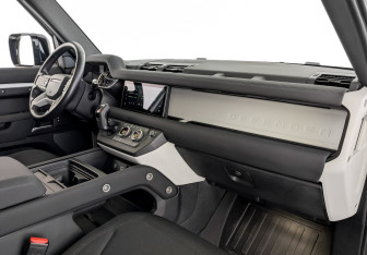 Подержанный автомобиль Land Rover Defender Suv 2020 года (11 фото)