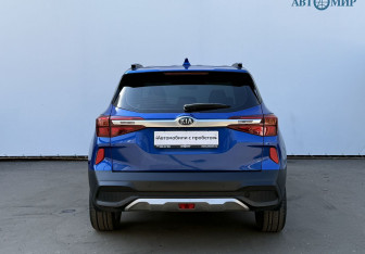 Подержанный автомобиль Kia Seltos 2021 года (6 фото)