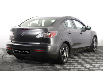 Подержанный автомобиль Mazda 3 Sedan 2012 года (3 фото)