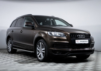Подержанный автомобиль Audi Q7 2013 года (3 фото)