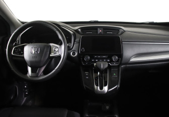 Подержанный автомобиль Honda CR-V 2018 года (7 фото)
