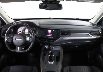 Подержанный автомобиль Haval F7x 2021 года (12 фото)