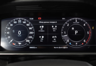 Подержанный автомобиль Land Rover Range Rover Sport 2018 года (13 фото)