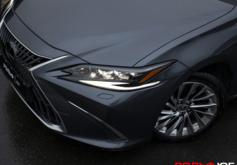 Подержанный автомобиль Lexus ES 2021 года (27 фото)