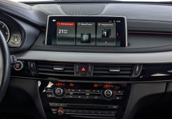 Подержанный автомобиль BMW X6 2018 года (17 фото)