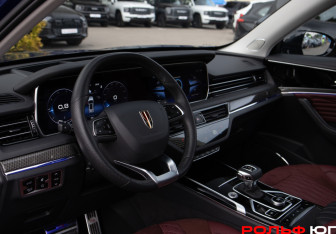 Подержанный автомобиль Hongqi HS5 2023 года (10 фото)