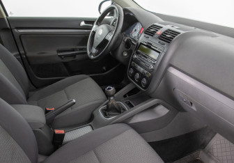 Подержанный автомобиль Volkswagen Jetta Sedan 2009 года (9 фото)