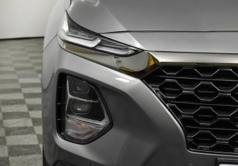 Подержанный автомобиль Hyundai Santa Fe 2020 года (7 фото)