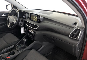 Подержанный автомобиль Hyundai Tucson 2019 года (21 фото)