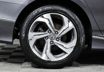 Подержанный автомобиль Honda Accord Sedan 2019 года (6 фото)