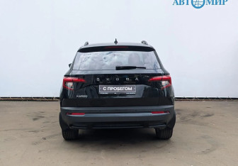 Подержанный автомобиль Skoda Karoq 2020 года (6 фото)