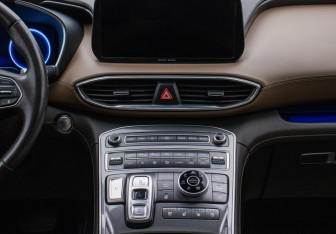 Подержанный автомобиль Hyundai Santa Fe 2021 года (13 фото)