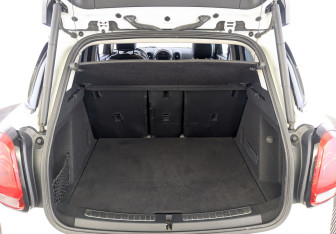 Подержанный автомобиль MINI Countryman 2019 года (9 фото)