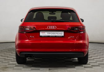 Подержанный автомобиль Audi A3 Hatchback 2013 года (6 фото)