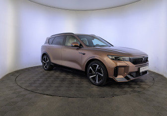 Подержанный автомобиль Voyah Free 2025 года (3 фото)