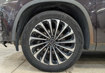 Подержанный автомобиль Exeed TXL 2022 года (12 фото)