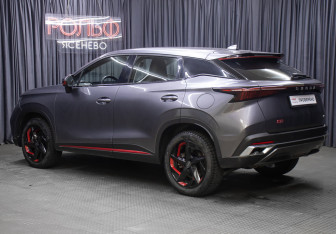 Подержанный автомобиль Omoda C5 2023 года (7 фото)