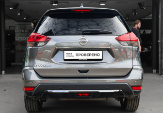Подержанный автомобиль Nissan X-Trail 2021 года (5 фото)