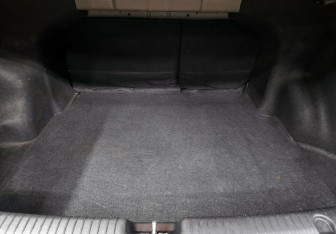 Подержанный автомобиль Kia Rio Sedan 2012 года (13 фото)