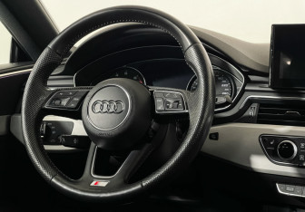 Подержанный автомобиль Audi A5 Liftback 2019 года (14 фото)