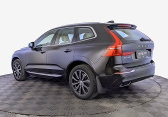 Подержанный автомобиль Volvo XC60 2018 года (7 фото)
