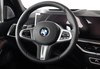 Новый BMW X5 2026 (15 фото)