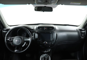 Подержанный автомобиль Kia Soul 2017 года (12 фото)