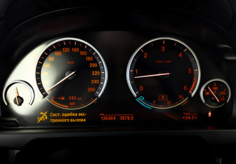 Подержанный автомобиль BMW X6 2018 года (13 фото)