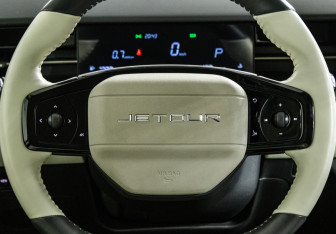 Подержанный автомобиль Jetour Dashing 2023 года (12 фото)