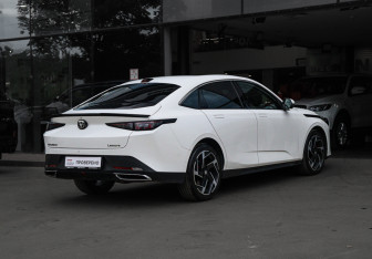 Подержанный автомобиль Changan Lamore 2024 года (4 фото)