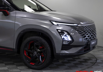 Подержанный автомобиль Omoda C5 2023 года (26 фото)