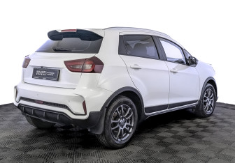 Подержанный автомобиль LIVAN X3Pro 2023 года (5 фото)