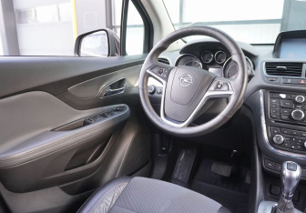 Подержанный автомобиль Opel Mokka 2013 года (13 фото)