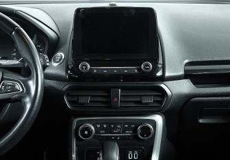 Подержанный автомобиль Ford EcoSport 2018 года (11 фото)