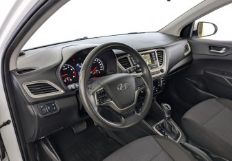 Подержанный автомобиль Hyundai Solaris Sedan 2020 года (16 фото)