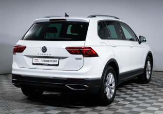 Подержанный автомобиль Volkswagen Tiguan 2021 года (5 фото)