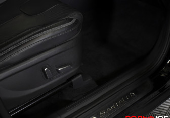 Подержанный автомобиль Hyundai Santa Fe 2022 года (16 фото)