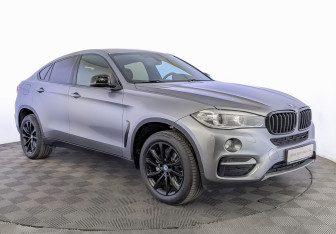 Подержанный автомобиль BMW X6 2019 года (3 фото)